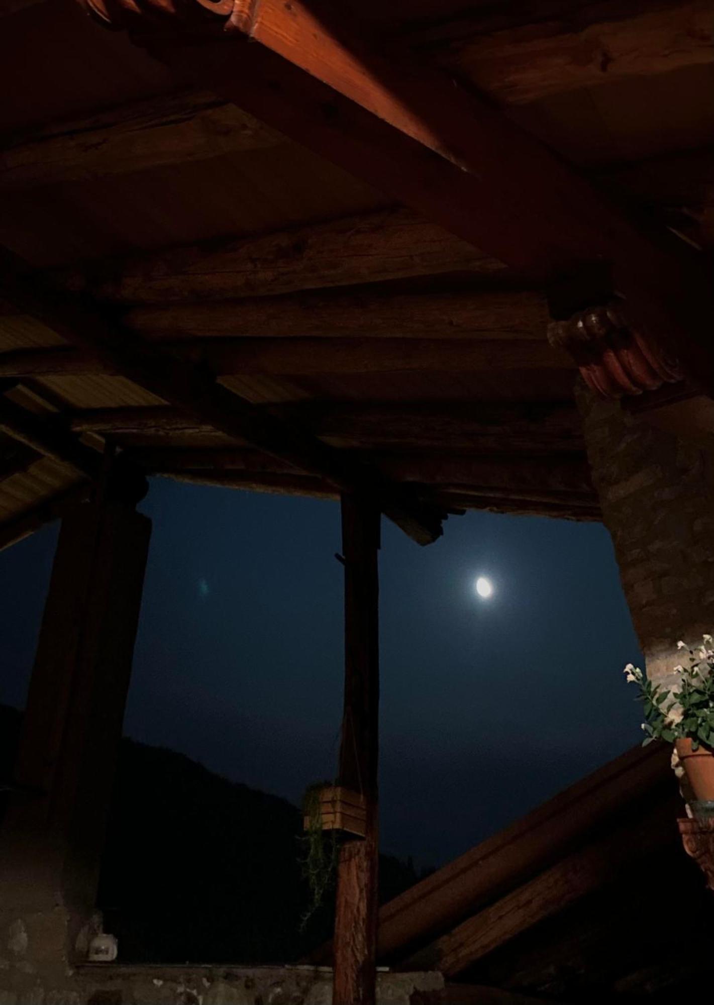 Casa Nel Centro Storico Di Borno Villa Buitenkant foto