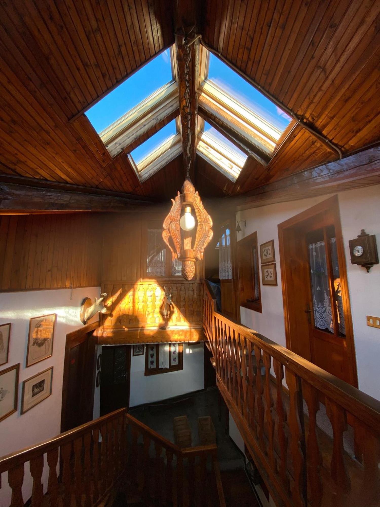 Casa Nel Centro Storico Di Borno Villa Buitenkant foto