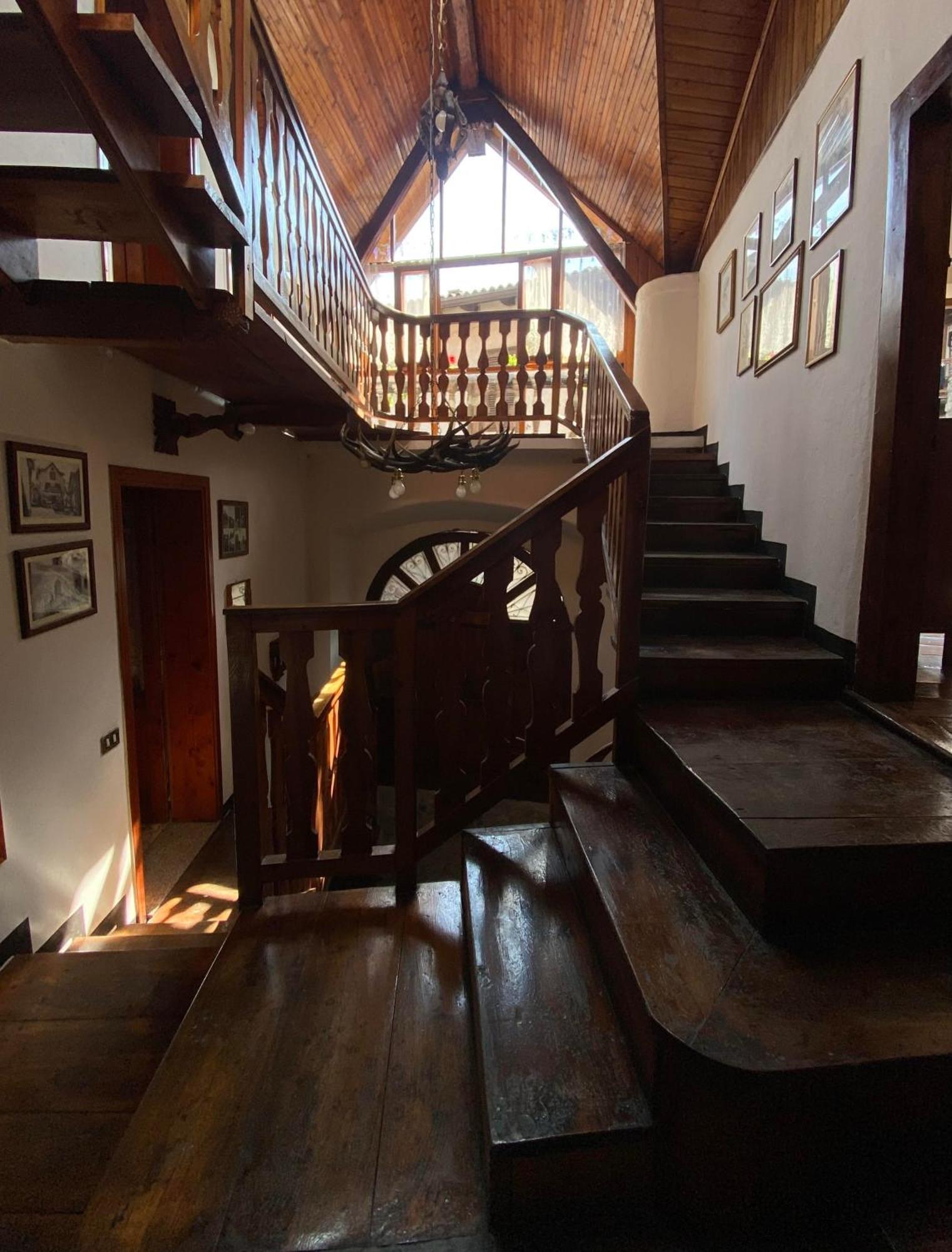 Casa Nel Centro Storico Di Borno Villa Buitenkant foto