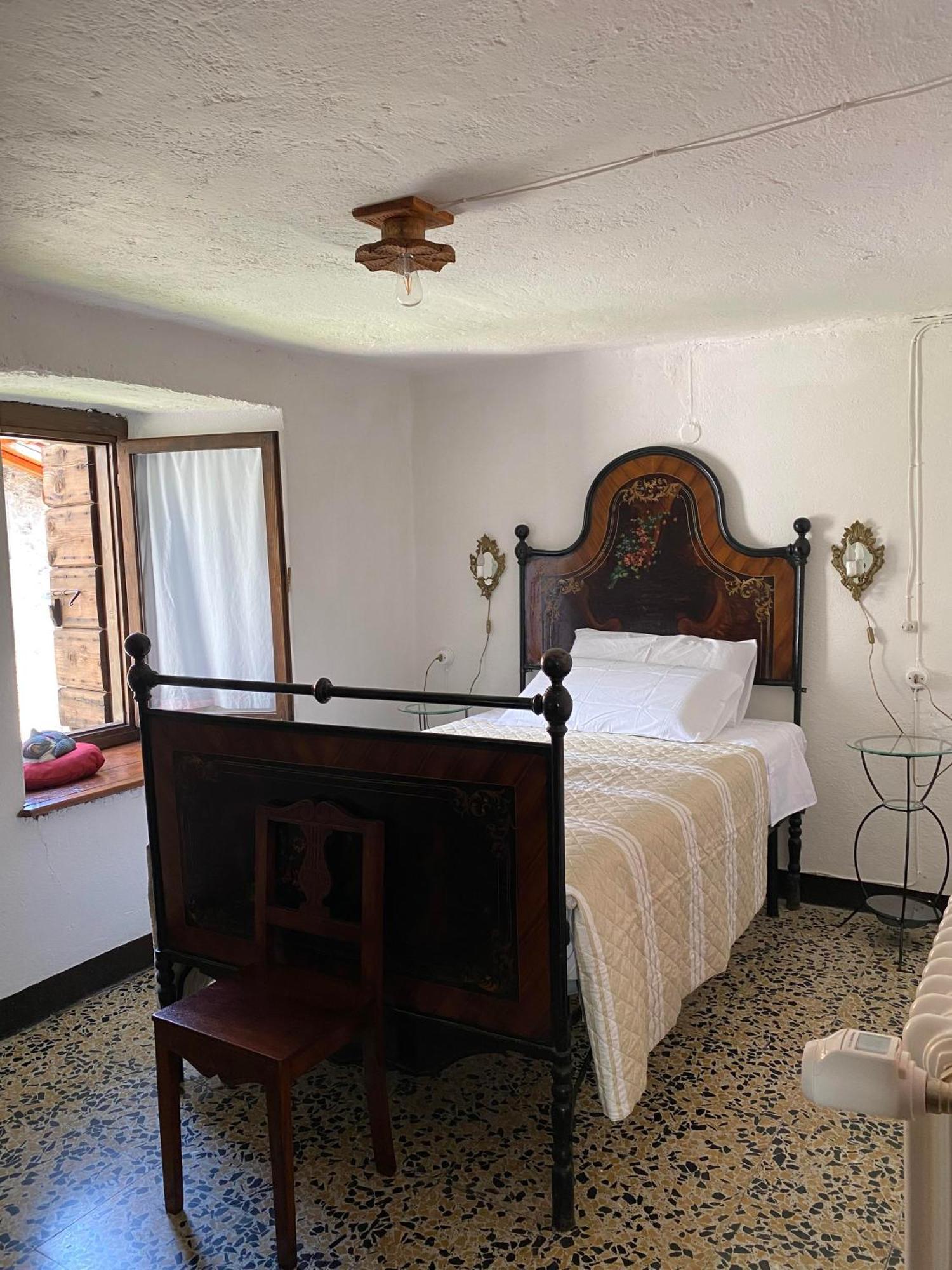 Casa Nel Centro Storico Di Borno Villa Buitenkant foto